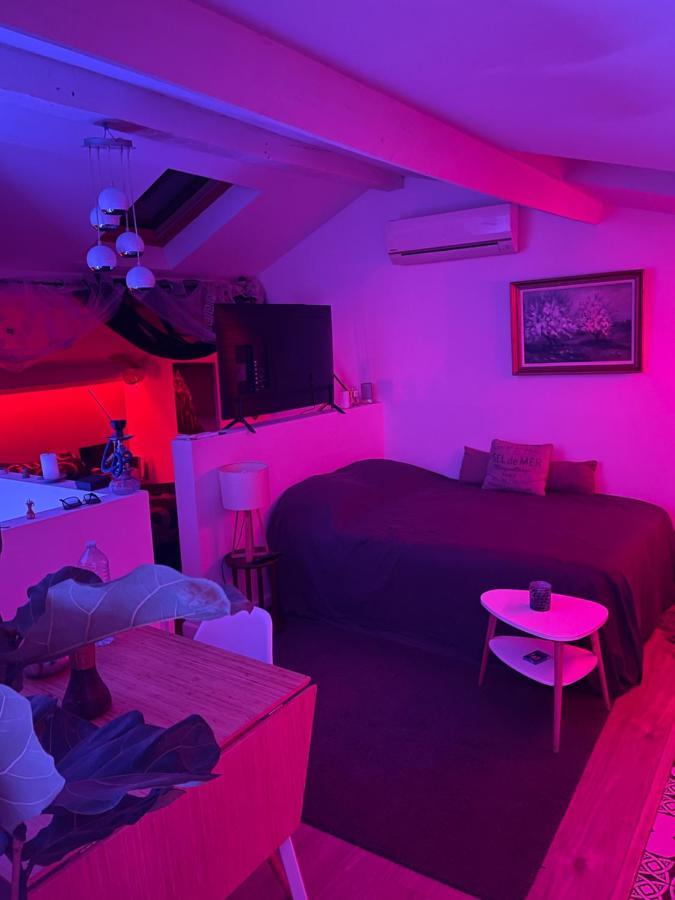 Beau Appartement Calme A Partager Marseille Luaran gambar